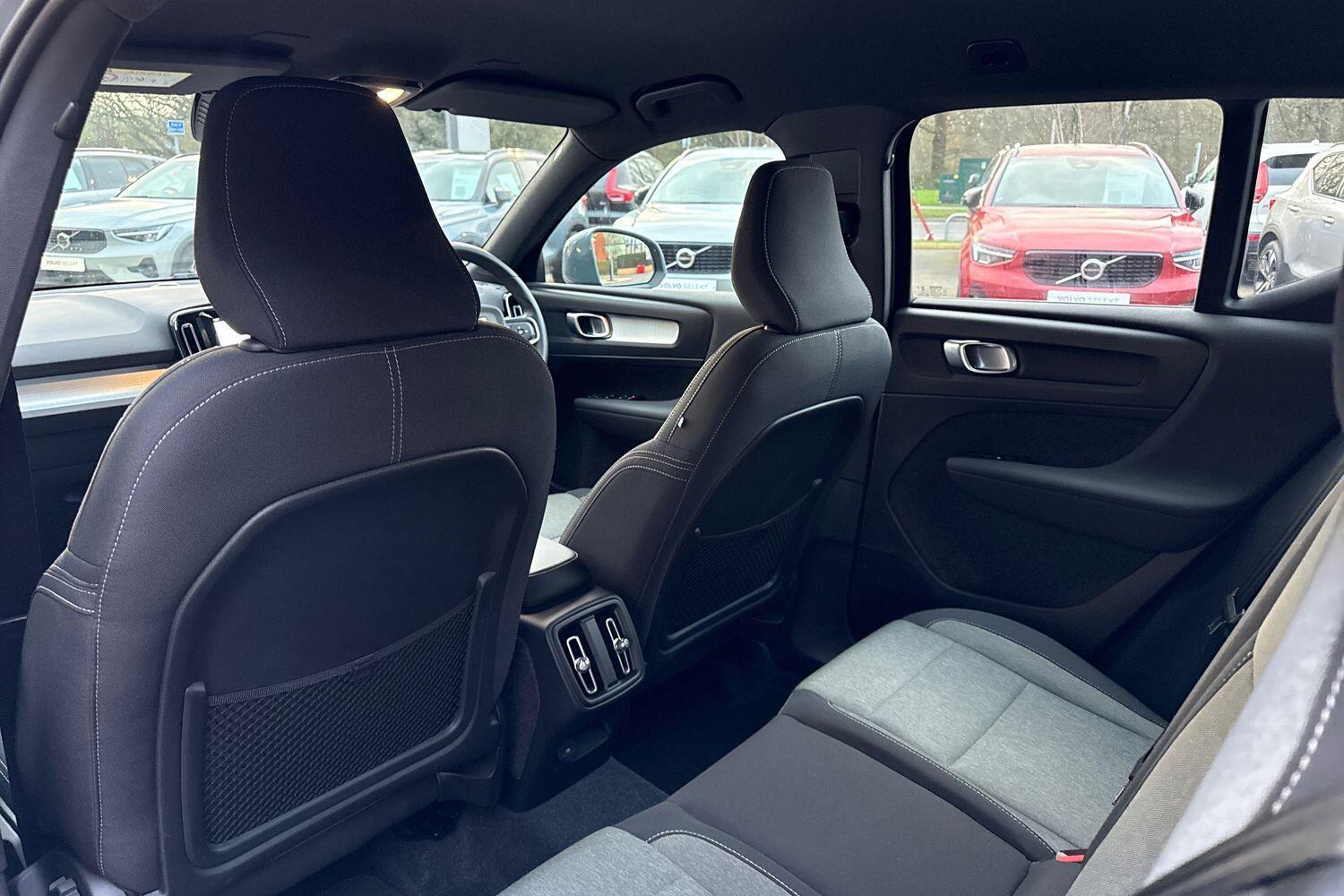 Used Volvo XC40 2023 for sale - 76965021: Photo 31