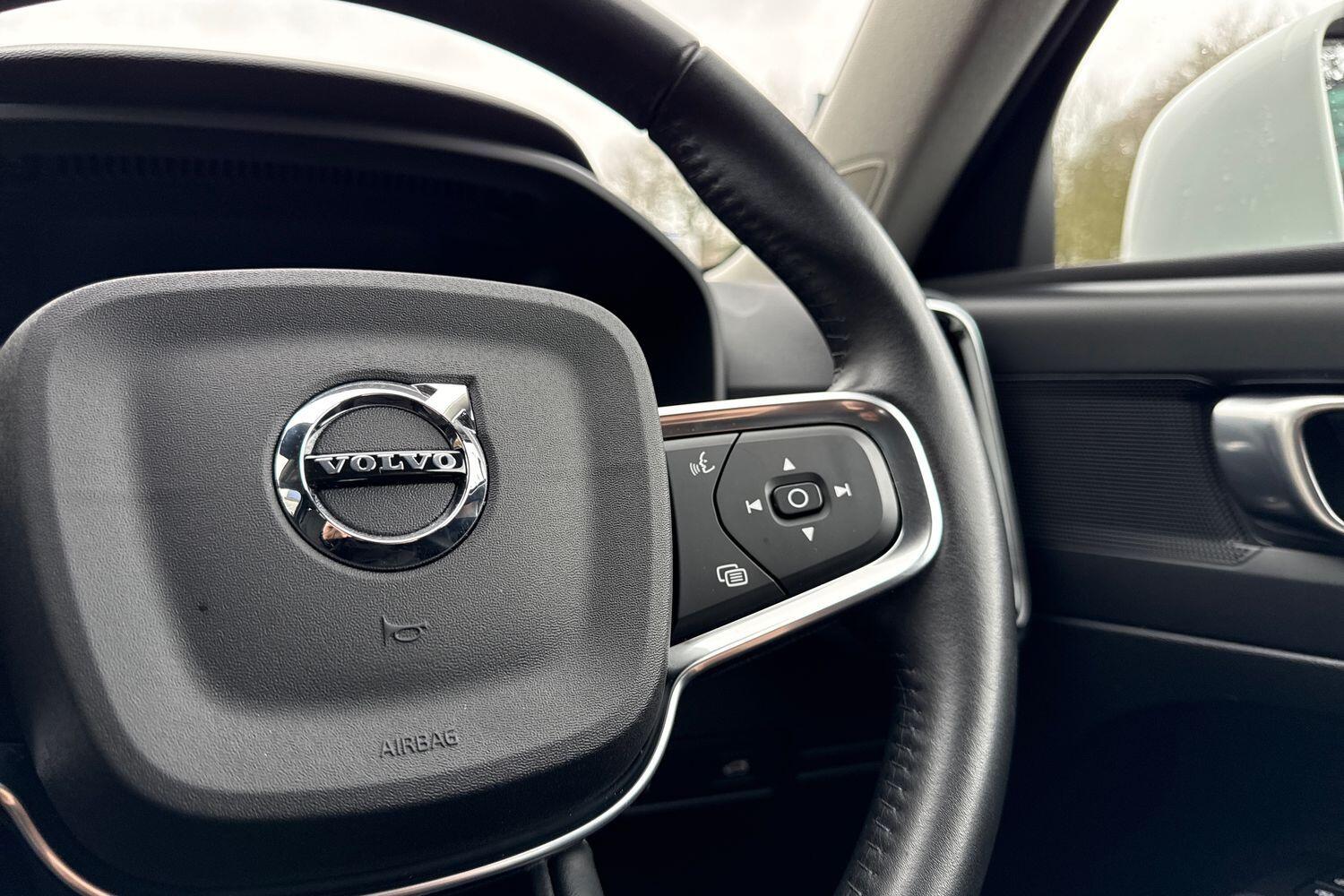 Used Volvo XC40 2020 for sale - 77411526: Photo 35