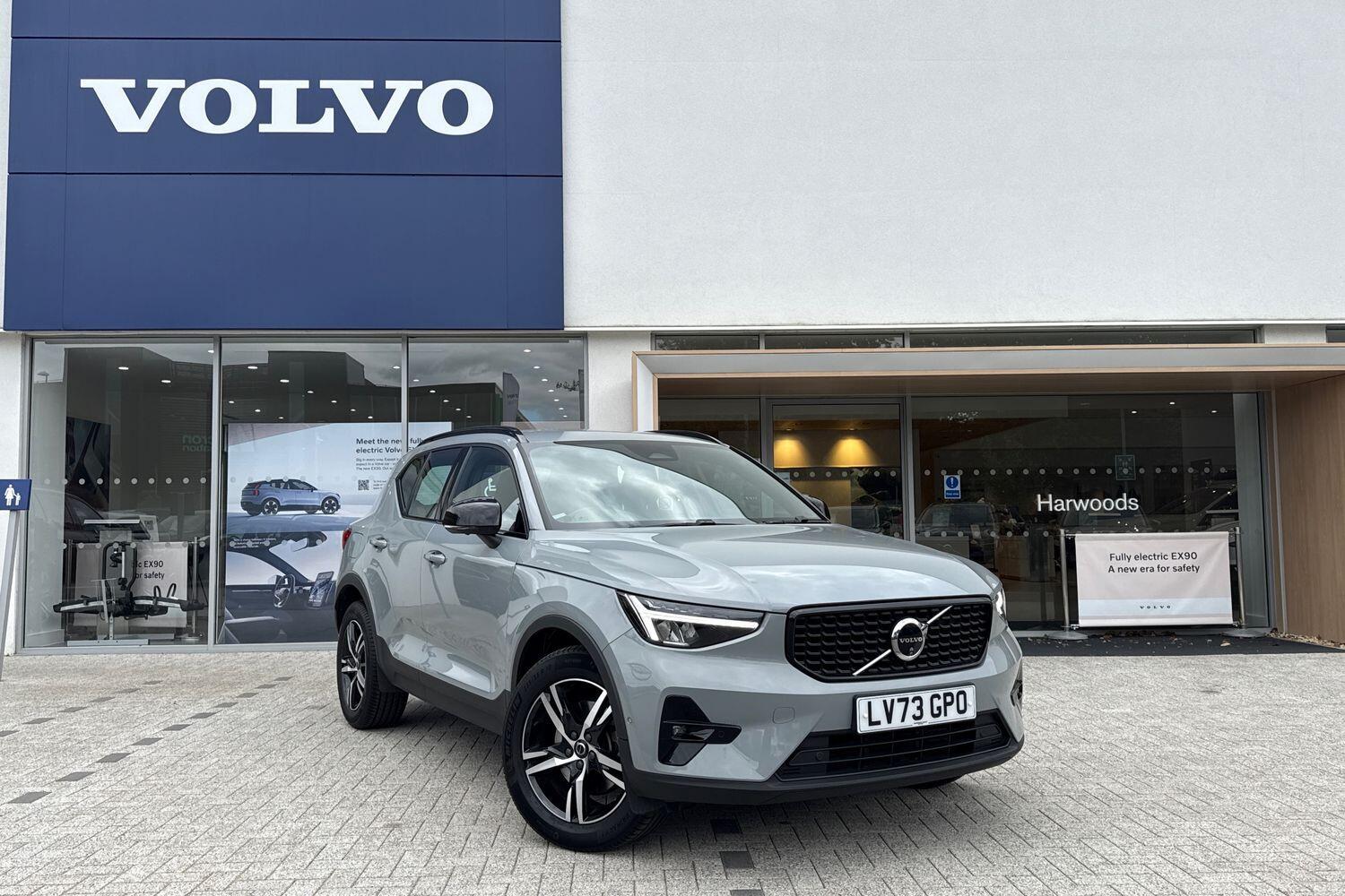 Used Volvo XC40 2023 for sale - 76084896: Photo 1