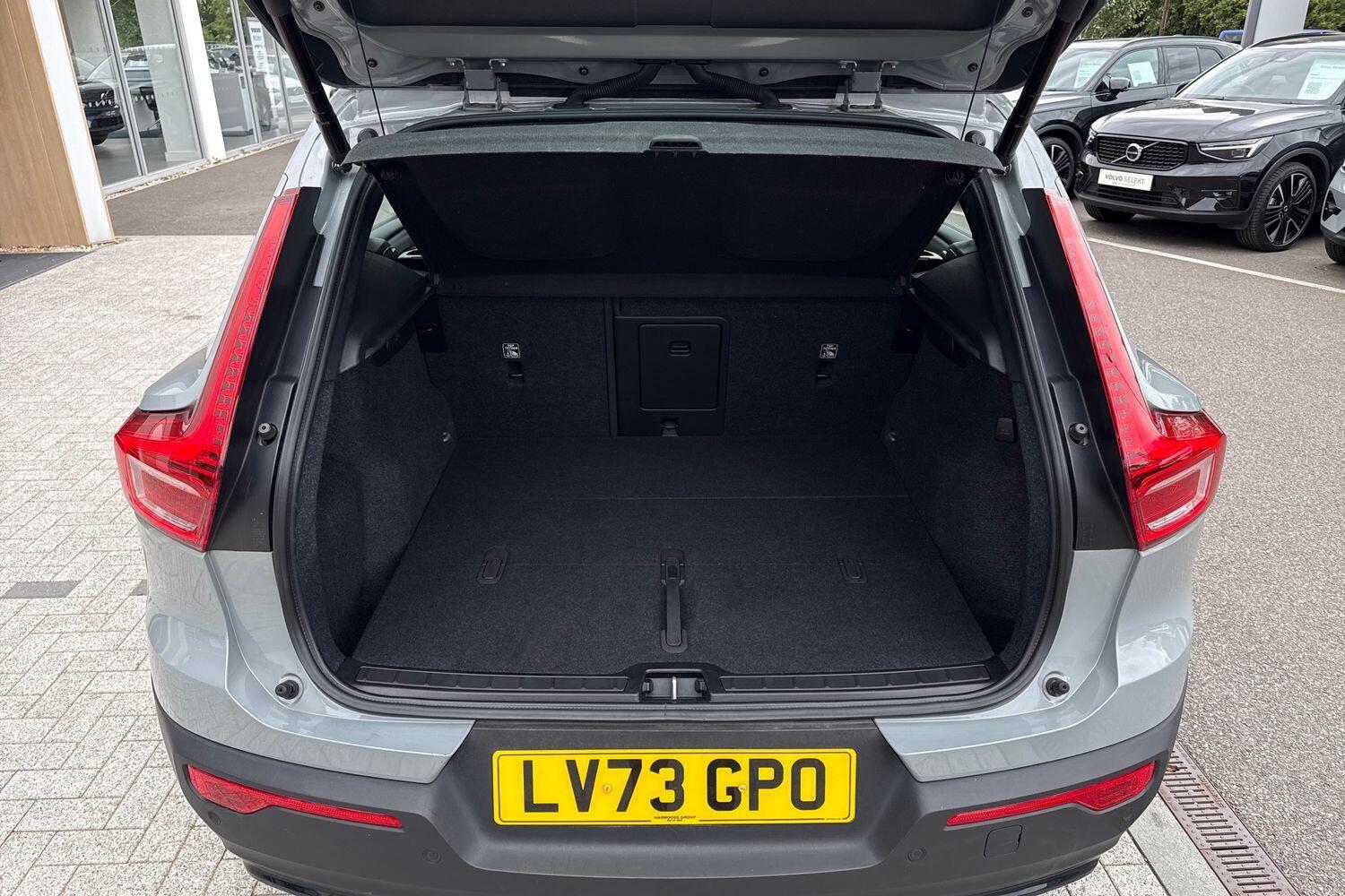 Used Volvo XC40 2023 for sale - 76084896: Photo 18