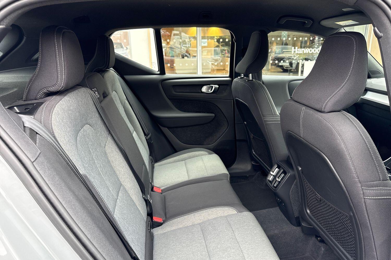 Used Volvo XC40 2023 for sale - 76084896: Photo 21