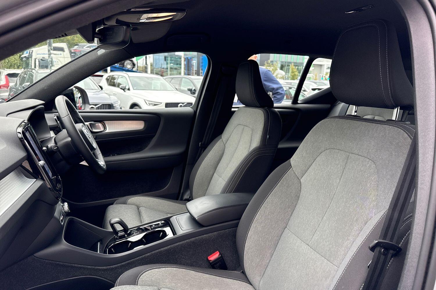 Used Volvo XC40 2023 for sale - 76084896: Photo 26