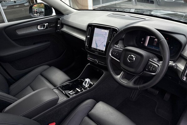 Used Volvo XC40 2024 for sale - 76295689: Photo 5