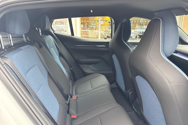 Used Volvo EX30 2025 for sale - 76295381: Photo 22