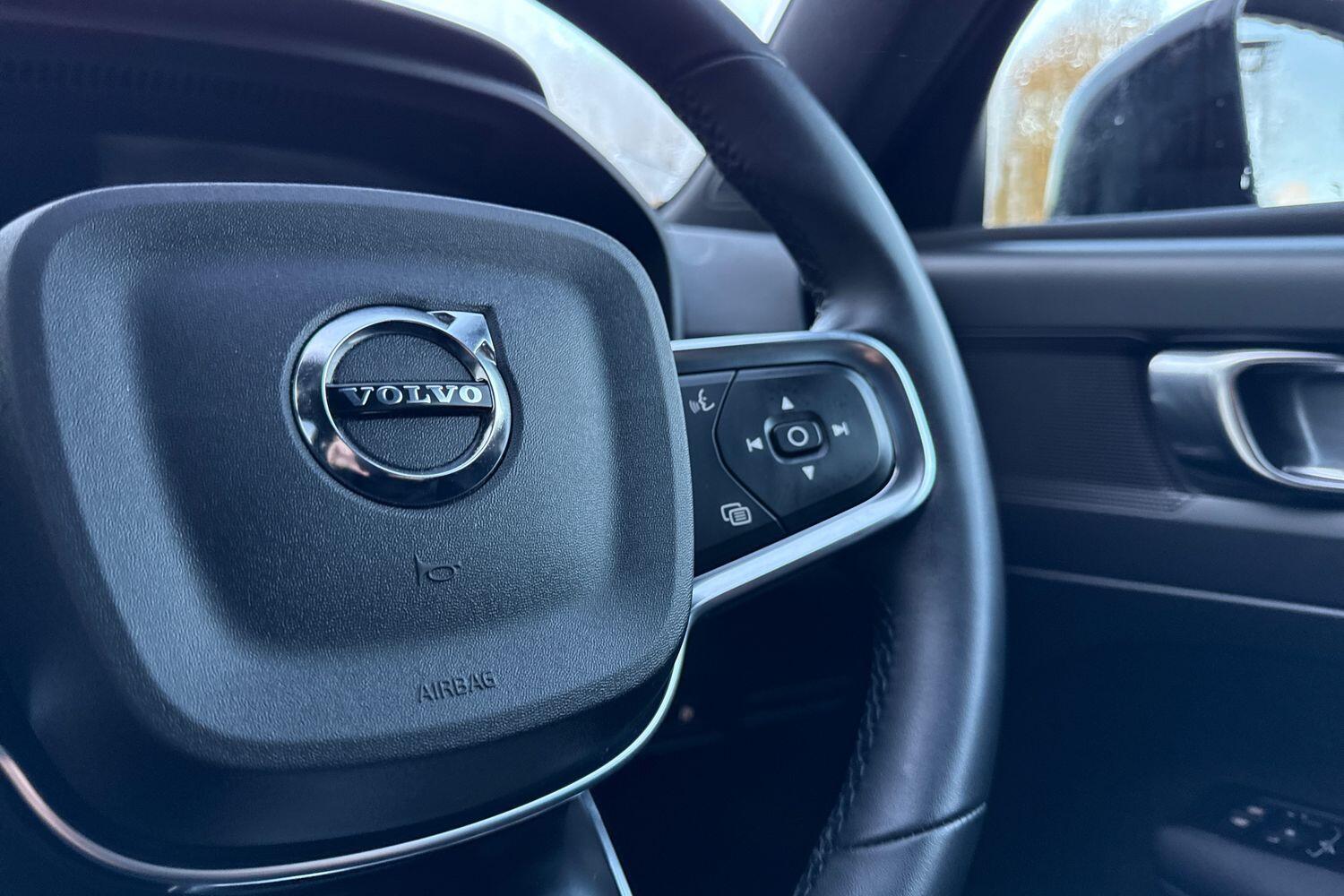 Used Volvo XC40 2022 for sale - 76913739: Photo 36
