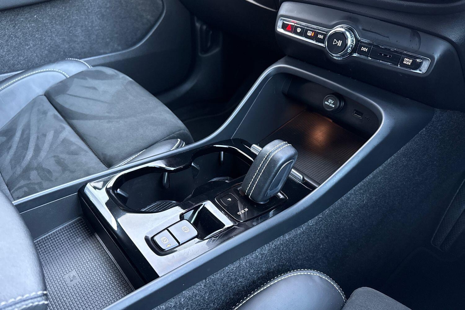 Used Volvo XC40 2022 for sale - 76913739: Photo 42