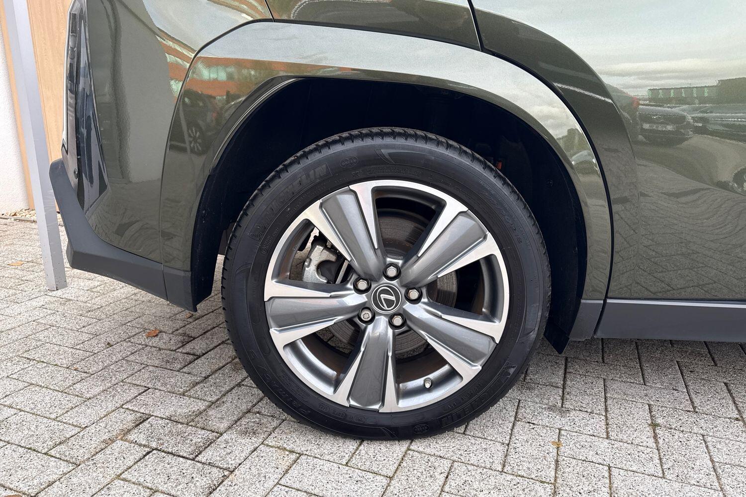 Used Lexus UX 2024 for sale - 76457830: Photo 14