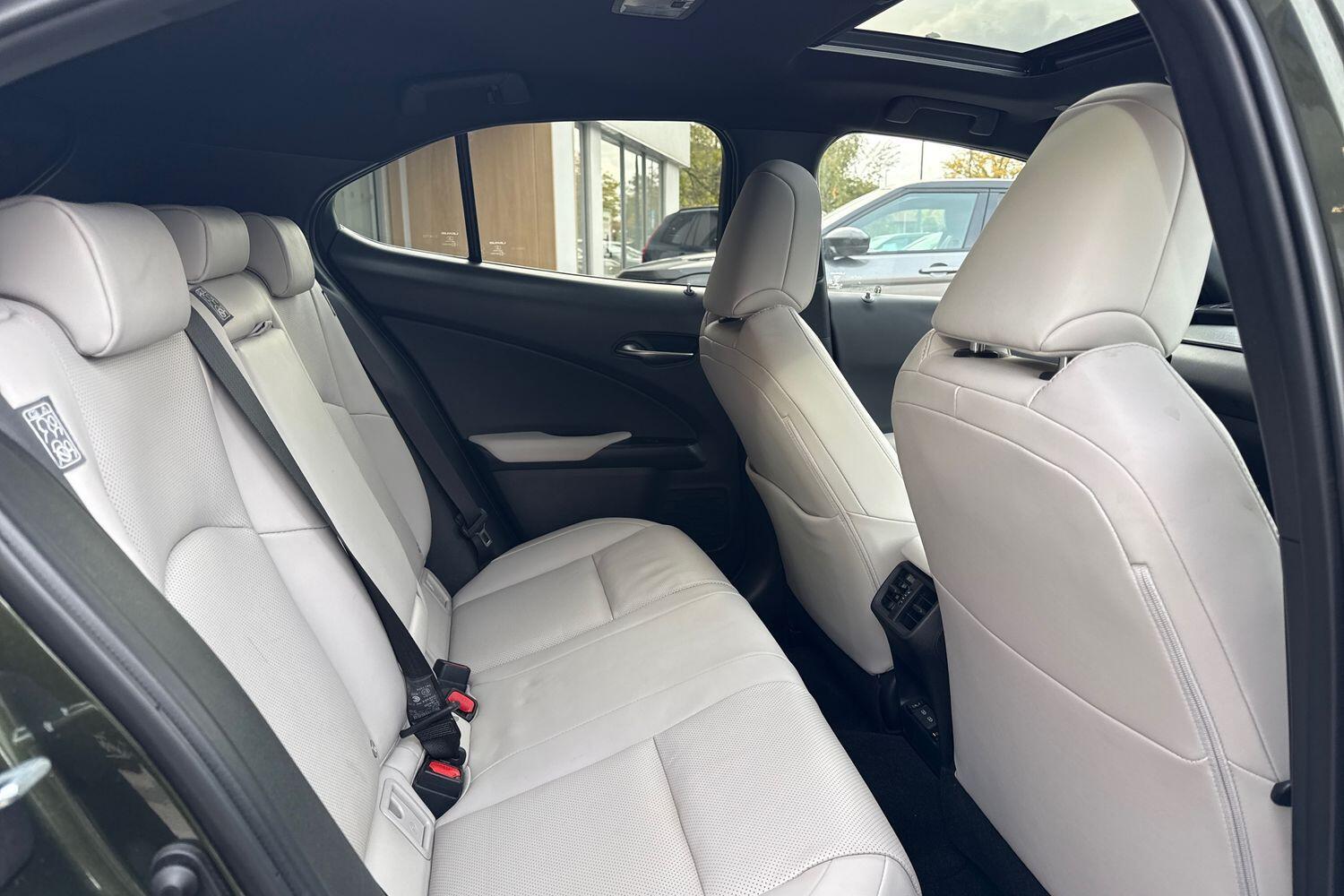 Used Lexus UX 2024 for sale - 76457830: Photo 23