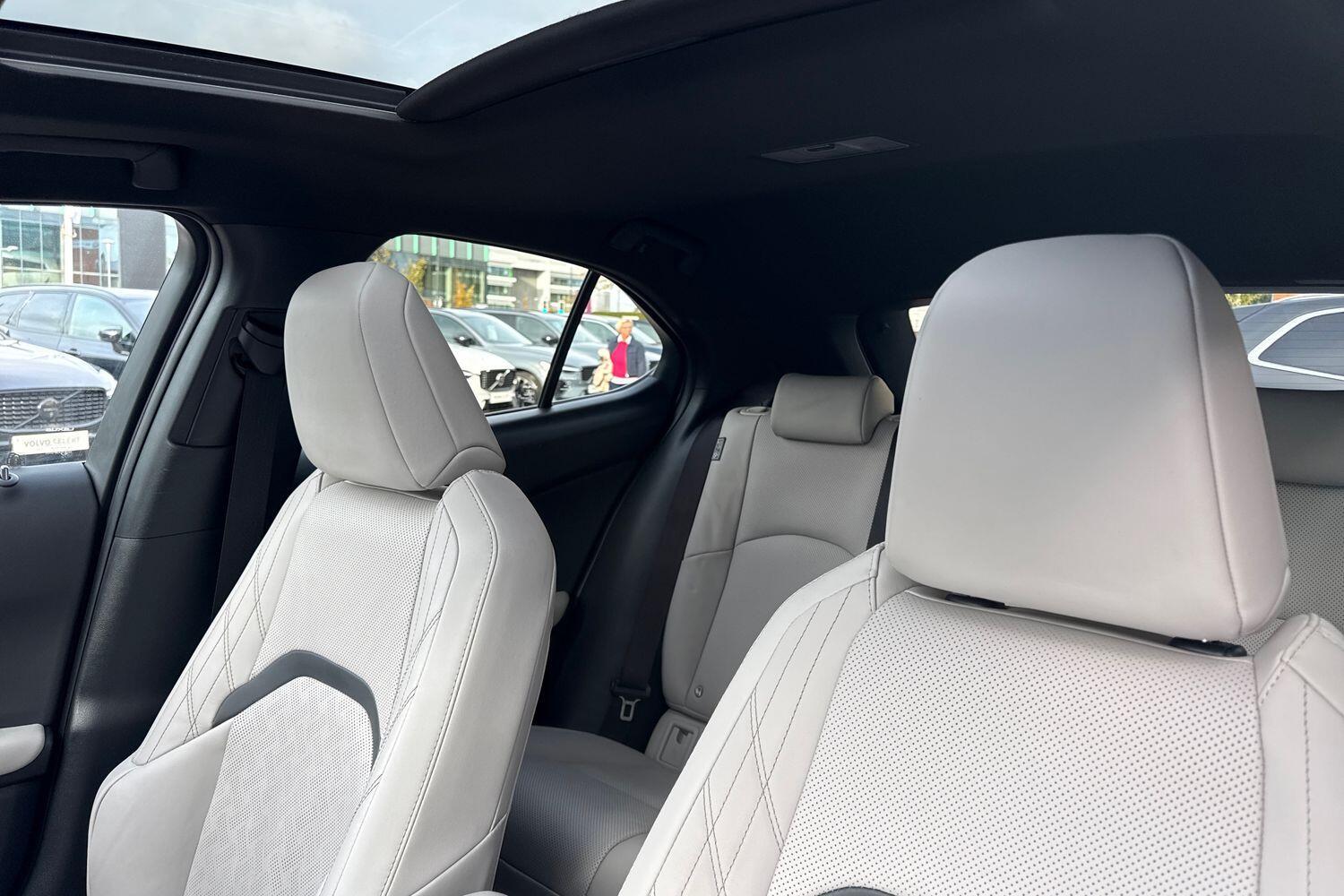 Used Lexus UX 2024 for sale - 76457830: Photo 29