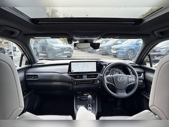 Used Lexus UX 2024 for sale - 76457830: Photo