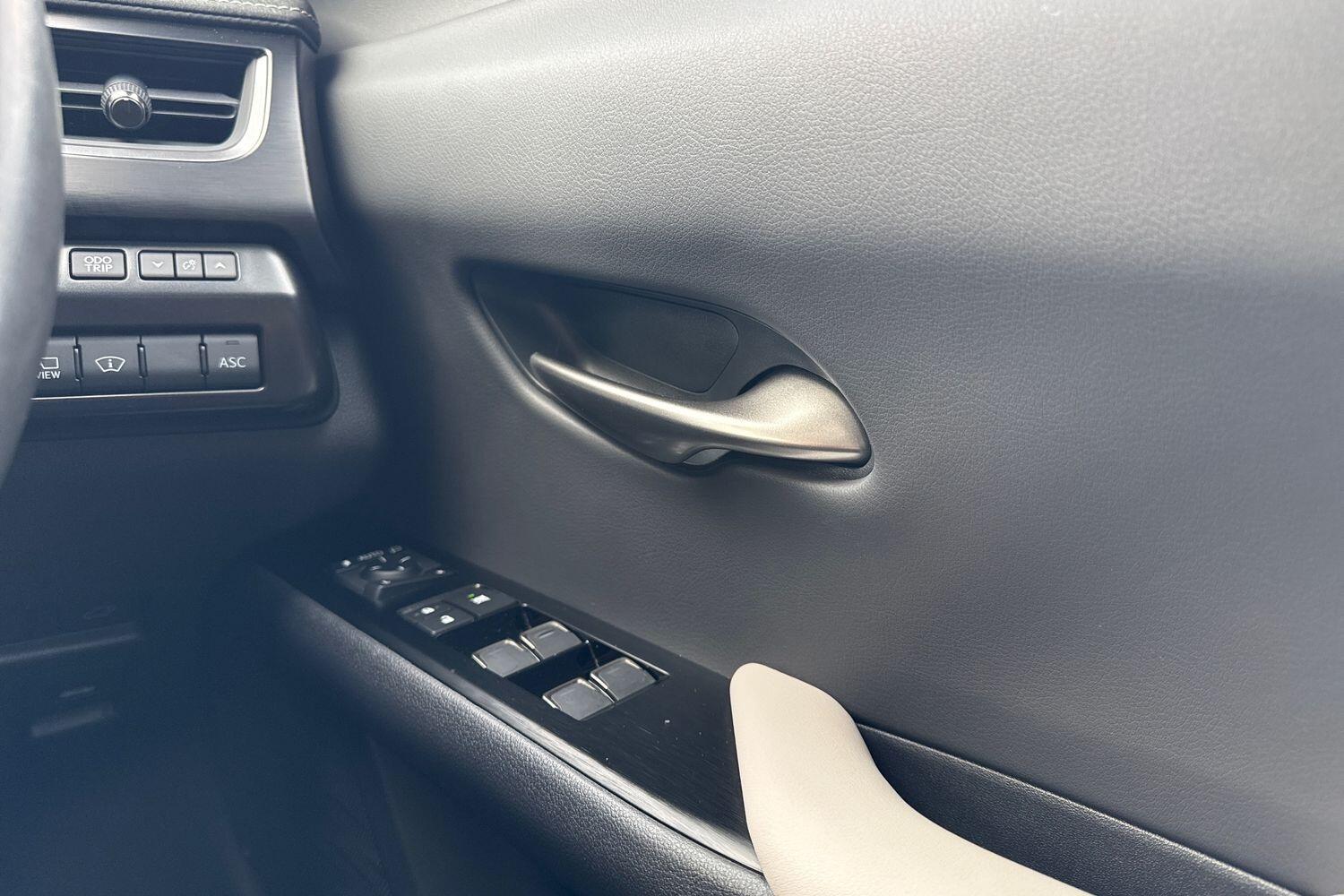 Used Lexus UX 2024 for sale - 76457830: Photo 40