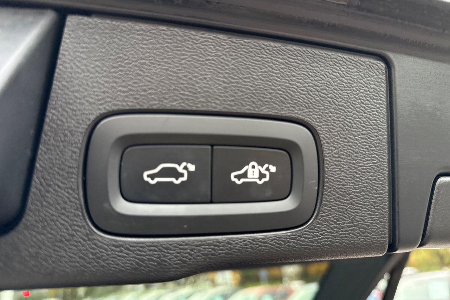 Used Volvo XC60 2021 for sale - 76824377: Photo 21