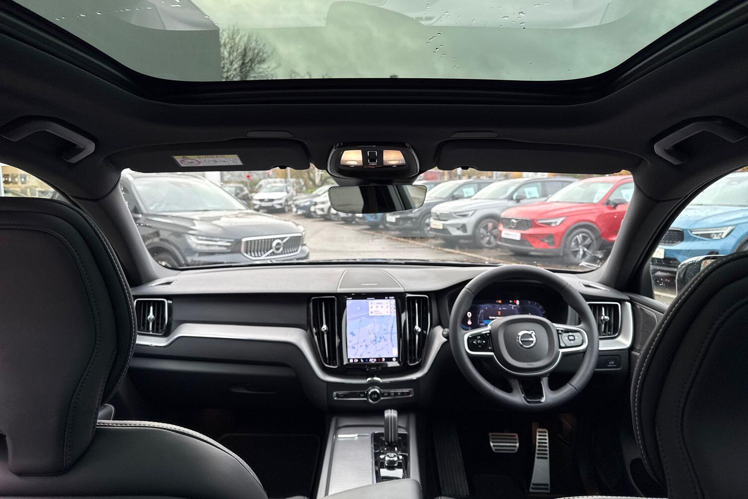 Used Volvo XC60 2021 for sale - 76824377: Photo 3