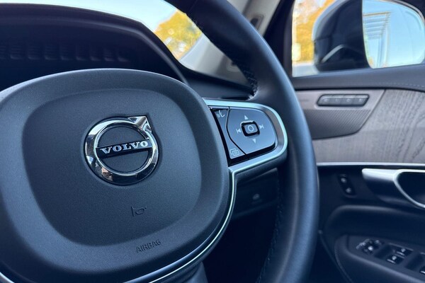 Used Volvo XC90 2024 for sale - 76227118: Photo 38