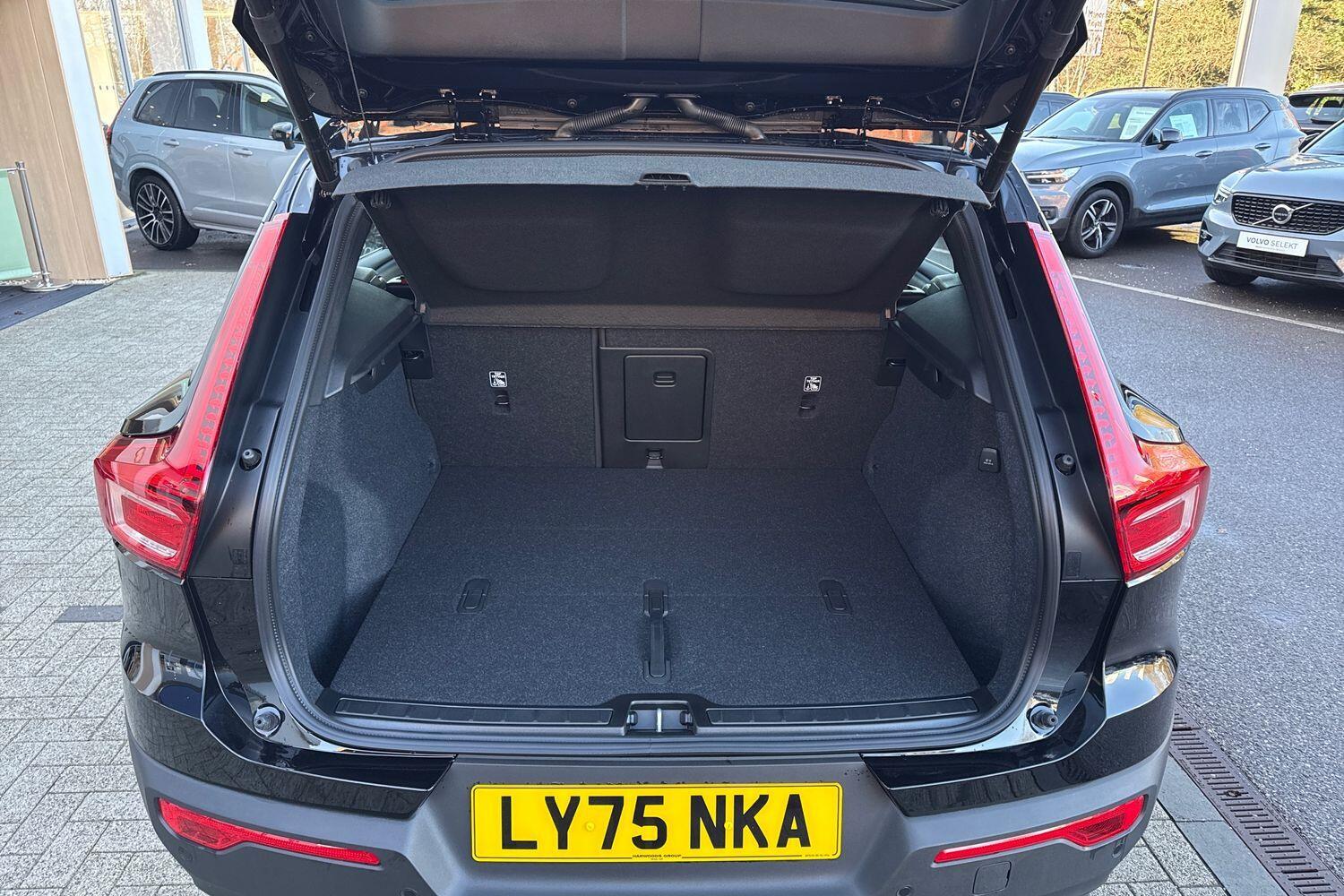 Used Volvo XC40 2025 for sale - 77131014: Photo 20