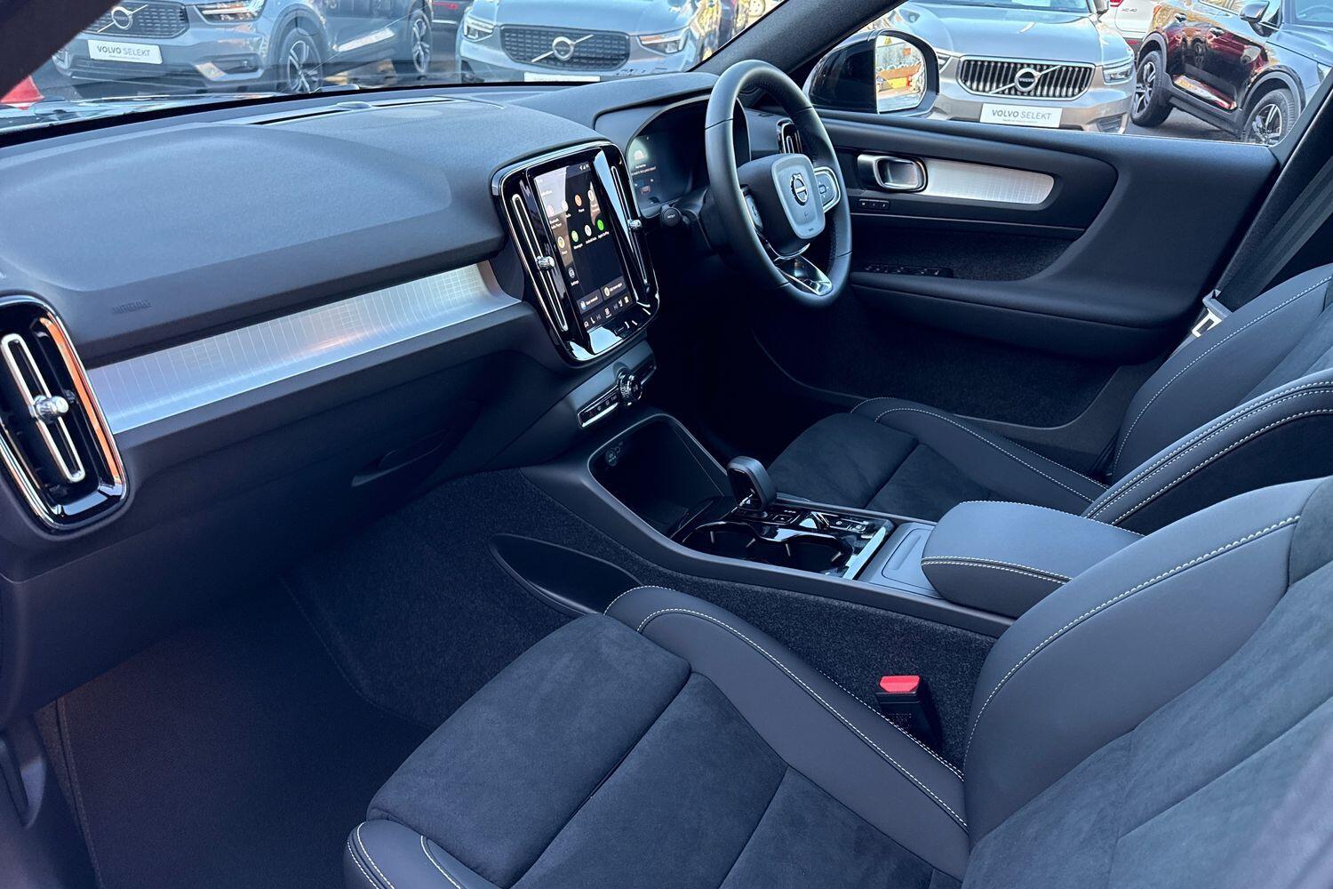 Used Volvo XC40 2025 for sale - 77131014: Photo 27