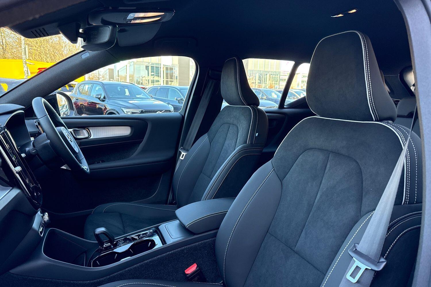 Used Volvo XC40 2025 for sale - 77131014: Photo 28