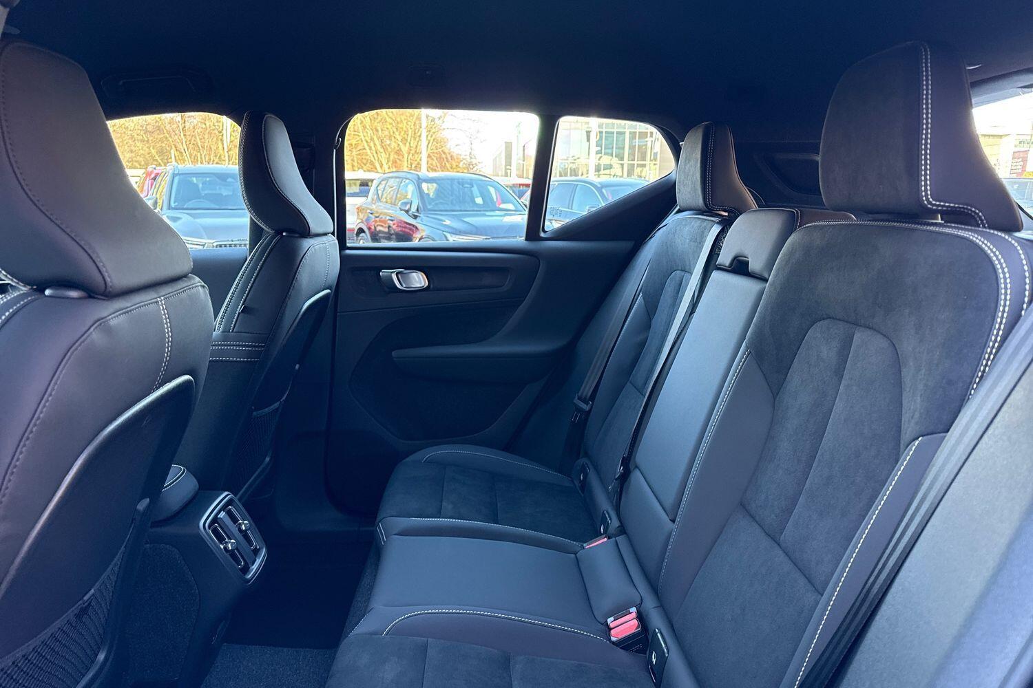 Used Volvo XC40 2025 for sale - 77131014: Photo 30