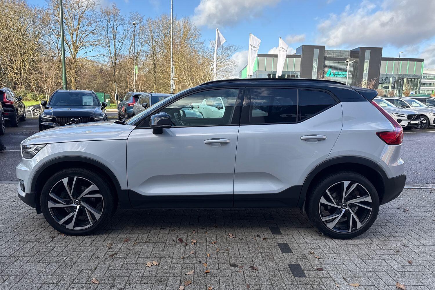 Used Volvo XC40 2021 for sale - 76913367: Photo 11