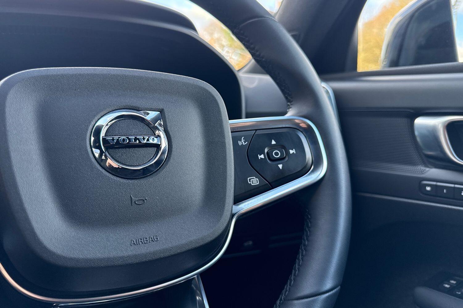 Used Volvo XC40 2021 for sale - 76913367: Photo 37