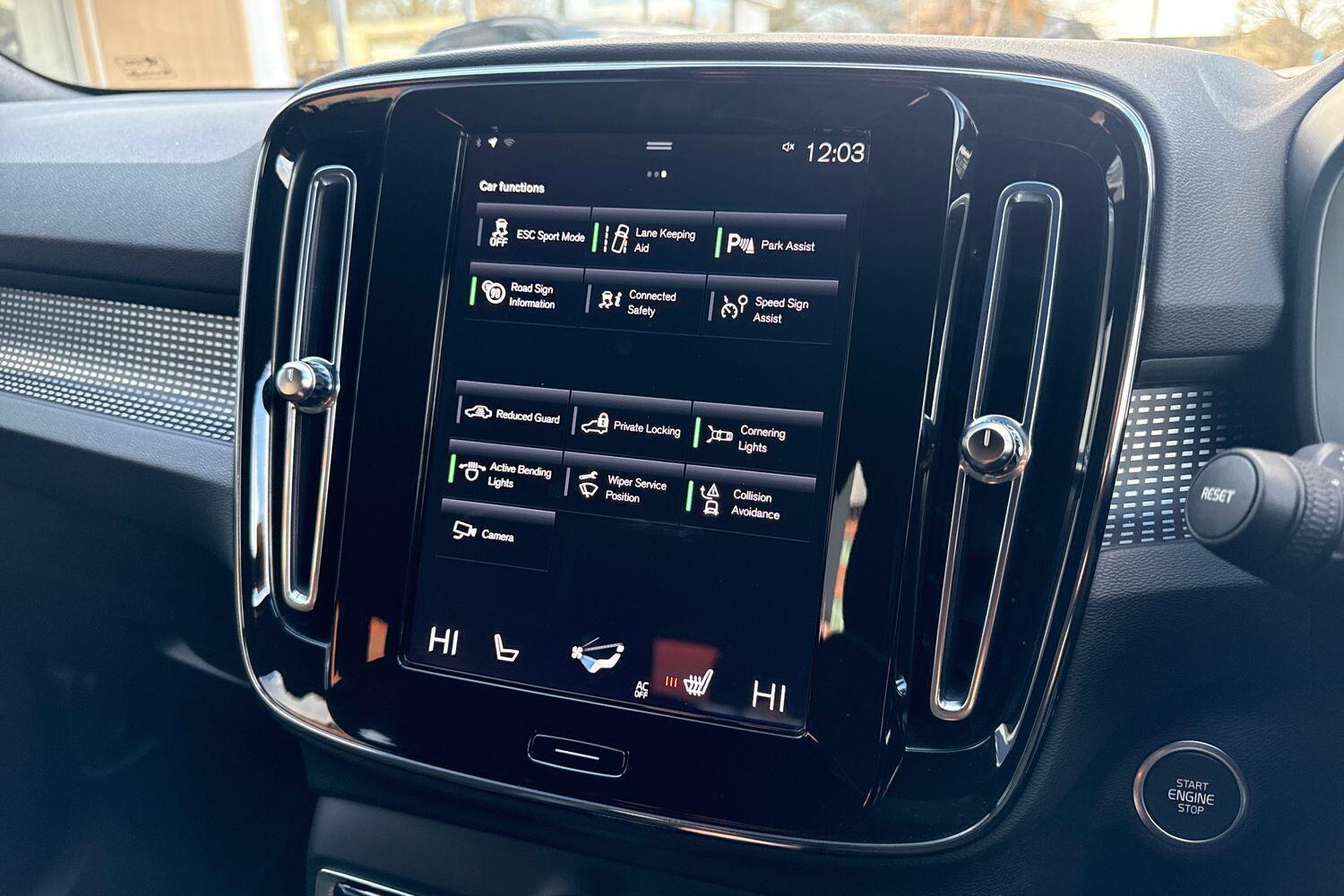 Used Volvo XC40 2021 for sale - 76913367: Photo 41