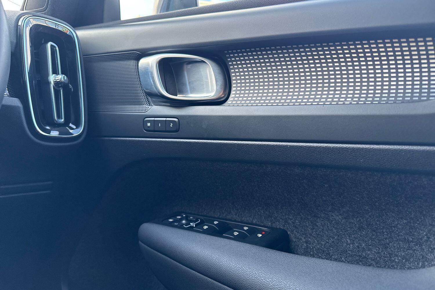 Used Volvo XC40 2021 for sale - 76913367: Photo 43