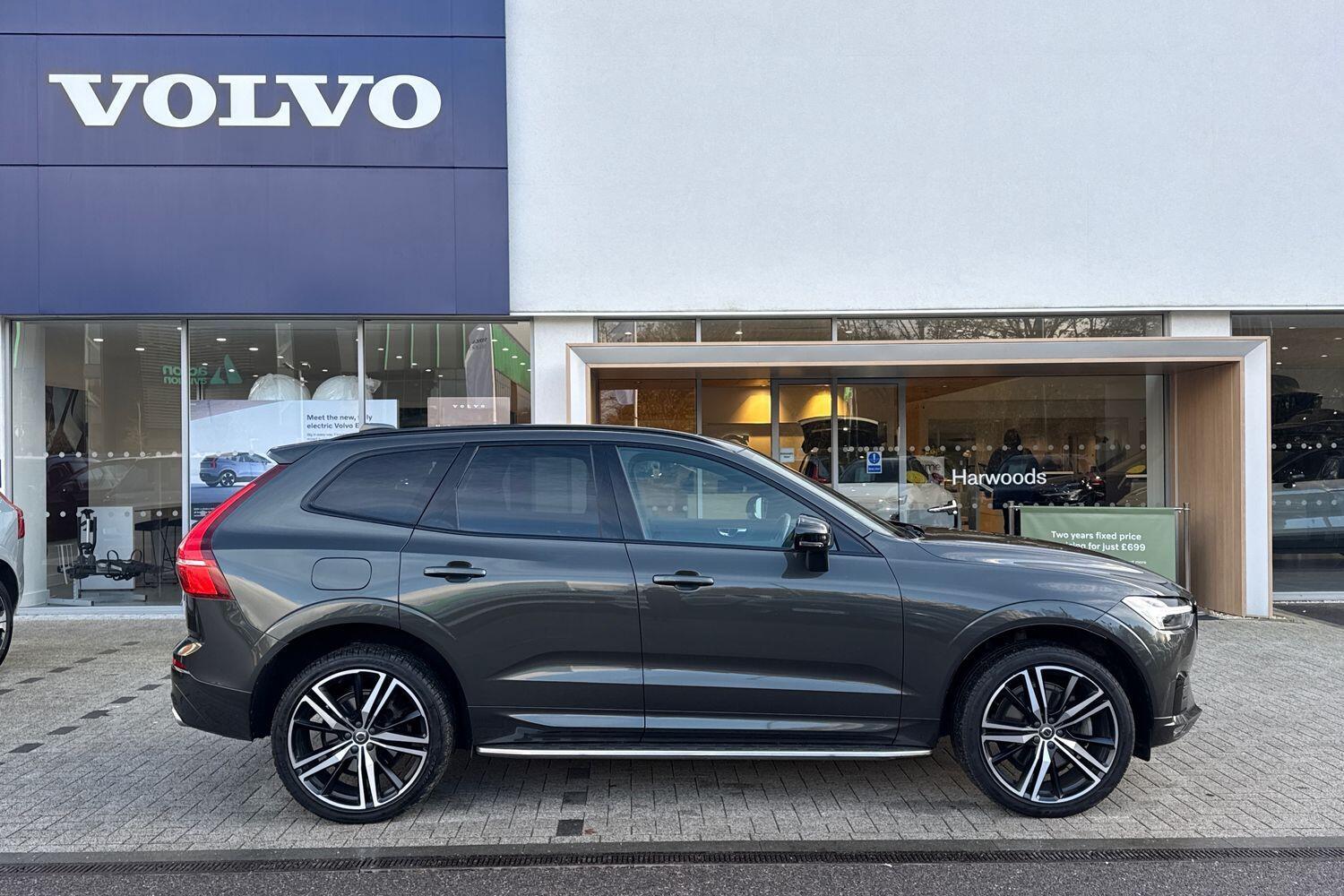 Used Volvo XC60 2021 for sale - 76646310: Photo 2