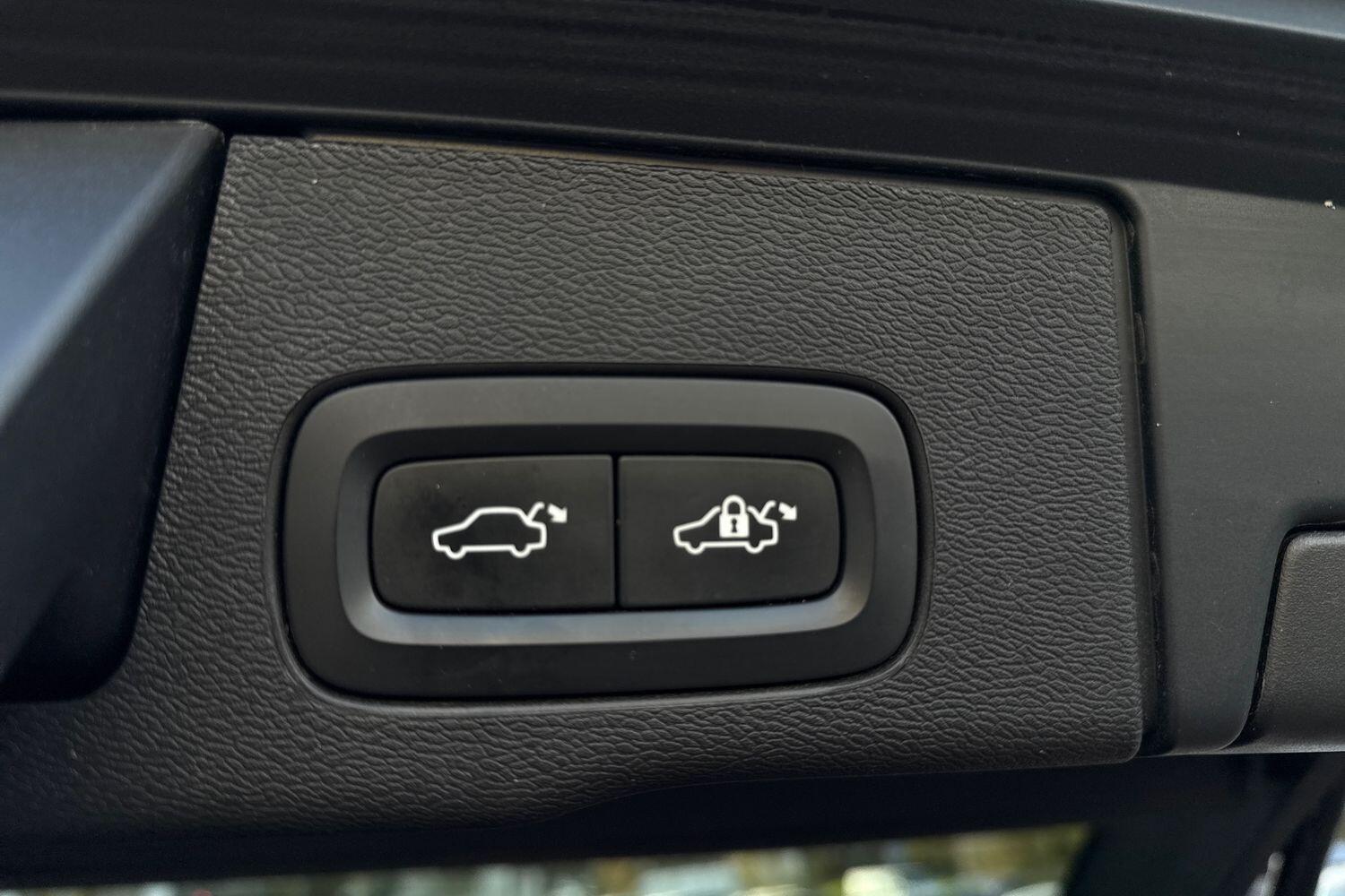 Used Volvo XC60 2021 for sale - 76646310: Photo 21