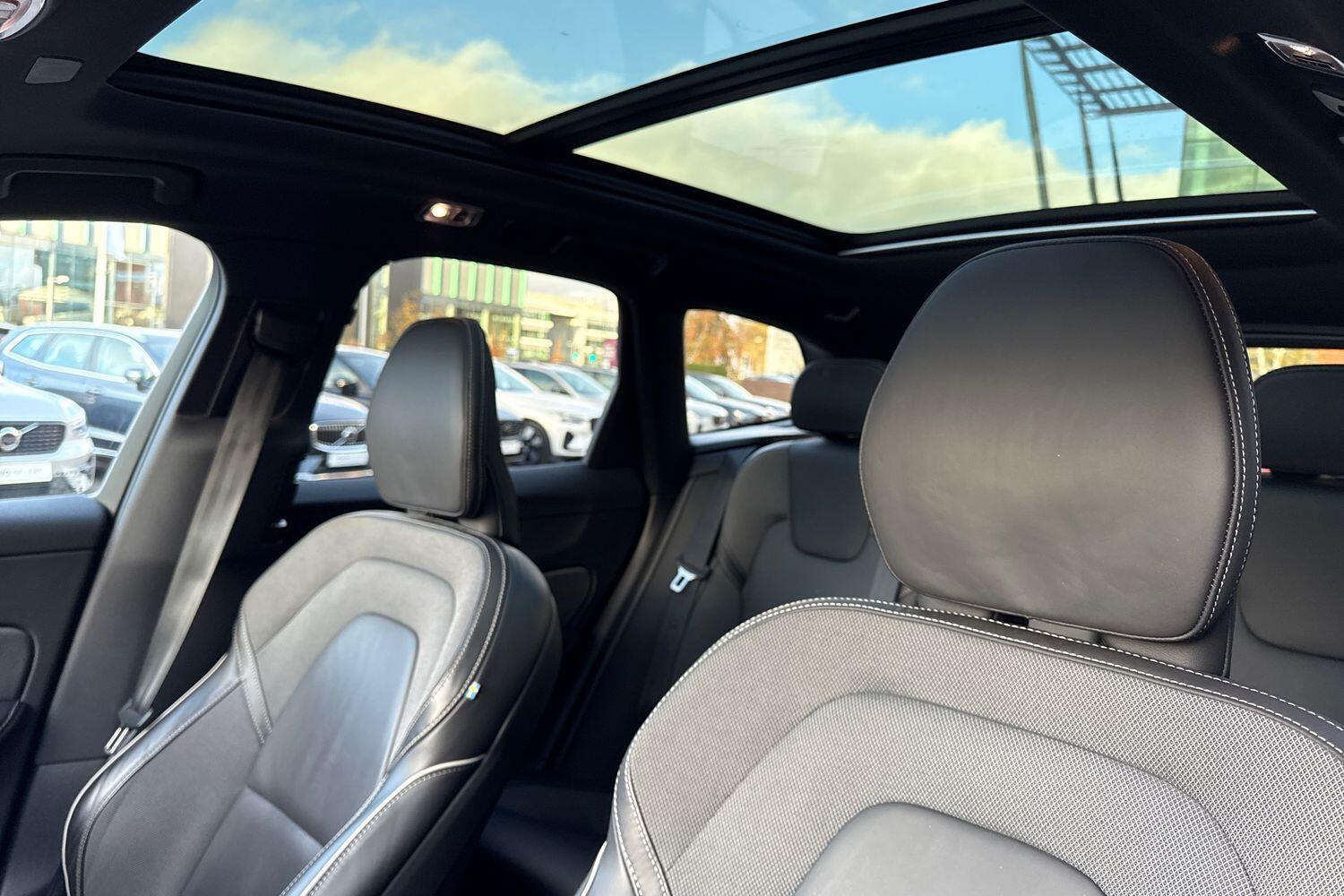 Used Volvo XC60 2021 for sale - 76646310: Photo 29