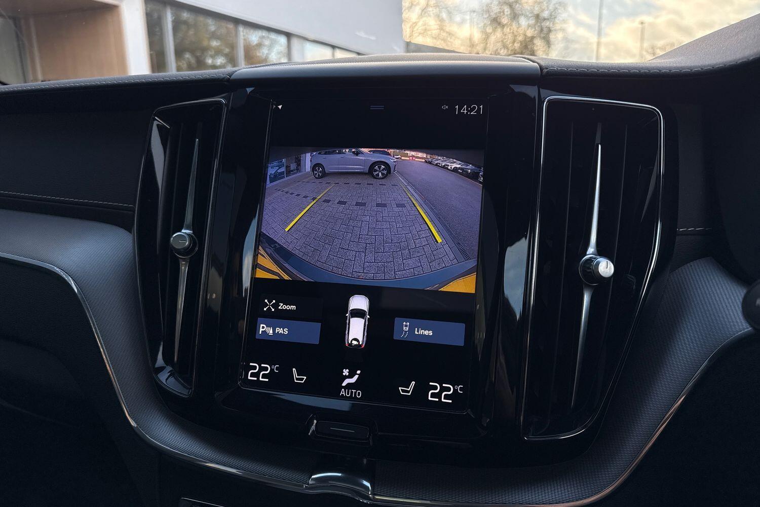 Used Volvo XC60 2021 for sale - 76646310: Photo 4