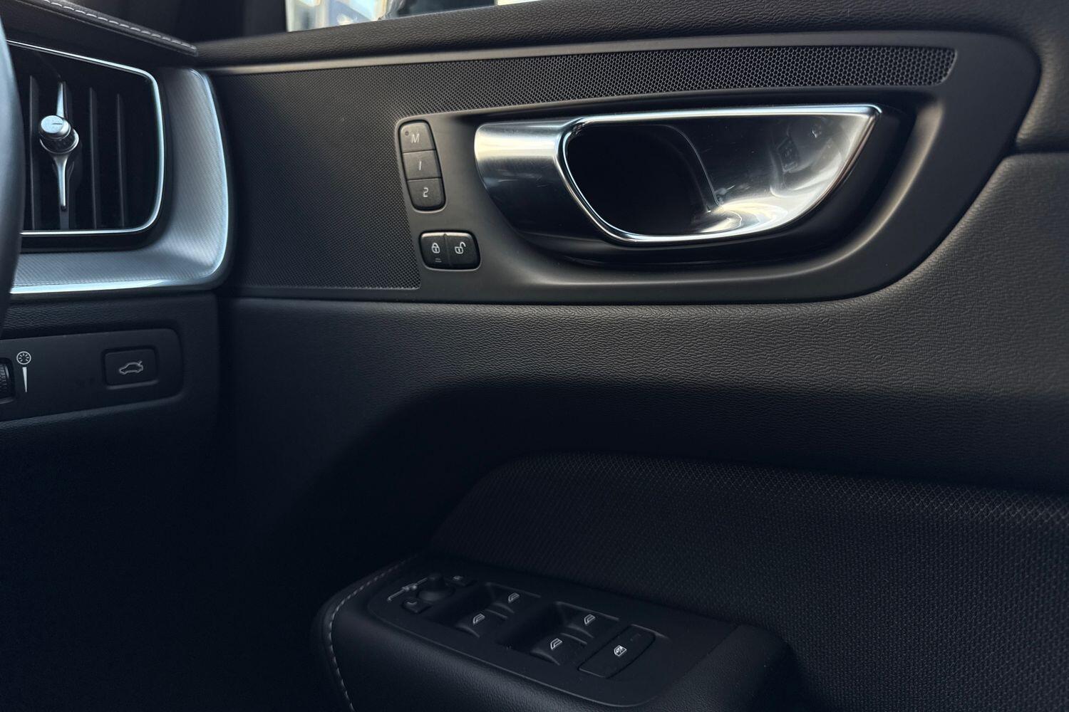 Used Volvo XC60 2021 for sale - 76646310: Photo 42