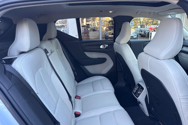 Used Volvo XC40 2025 for sale - 76226911: Photo 22