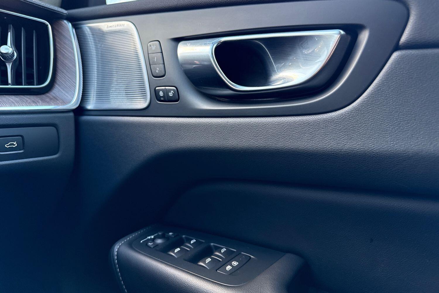 Used Volvo XC60 for sale - 77279745: Photo 43