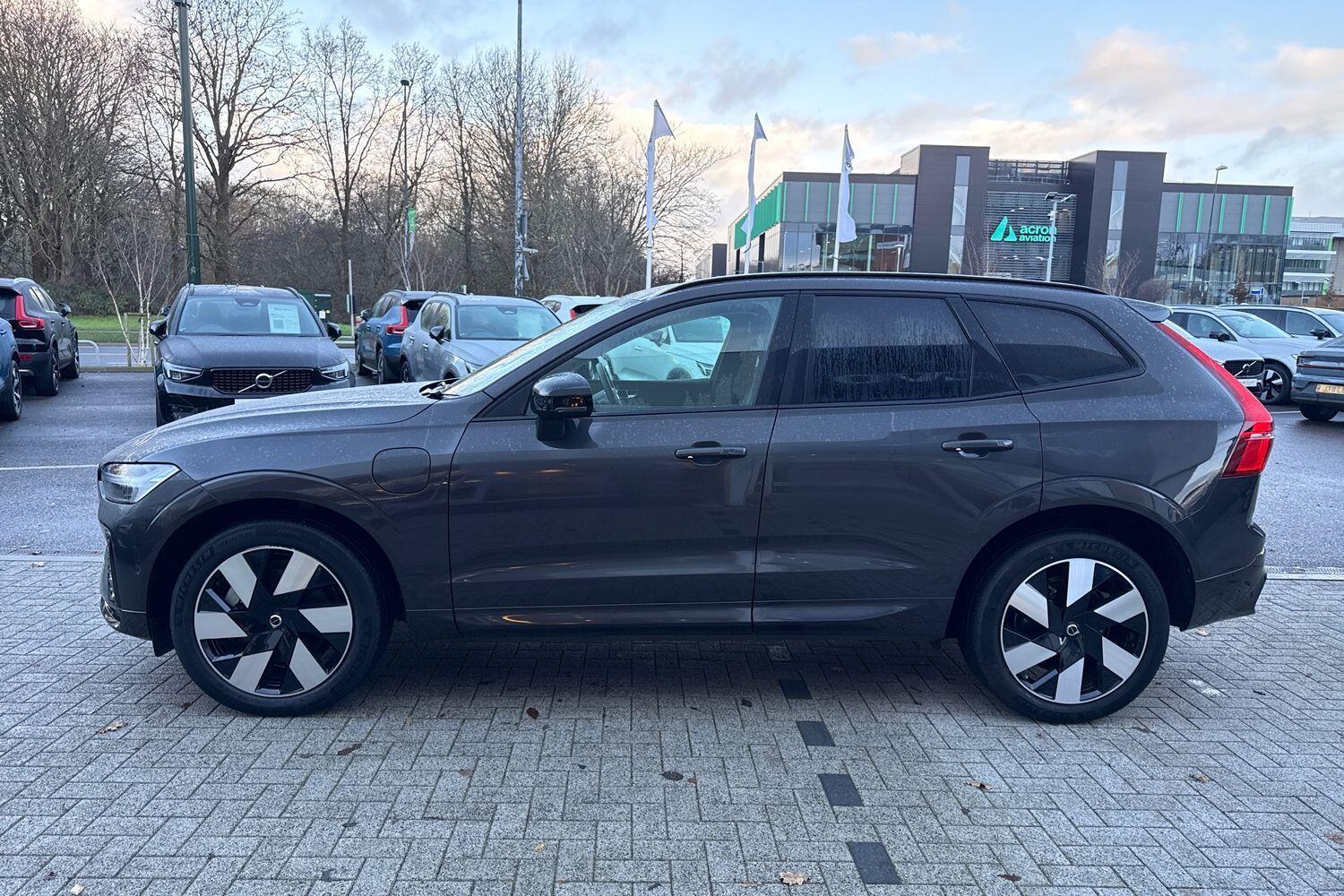 Used Volvo XC60 2024 for sale - 76913064: Photo 11