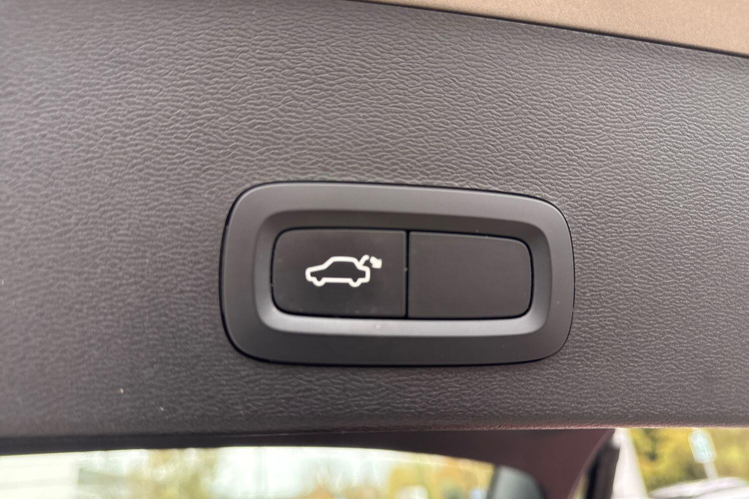 Used Volvo XC40 2020 for sale - 76645301: Photo 21