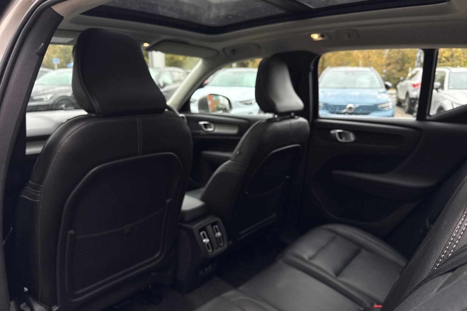 Used Volvo XC40 2020 for sale - 76645301: Photo 31