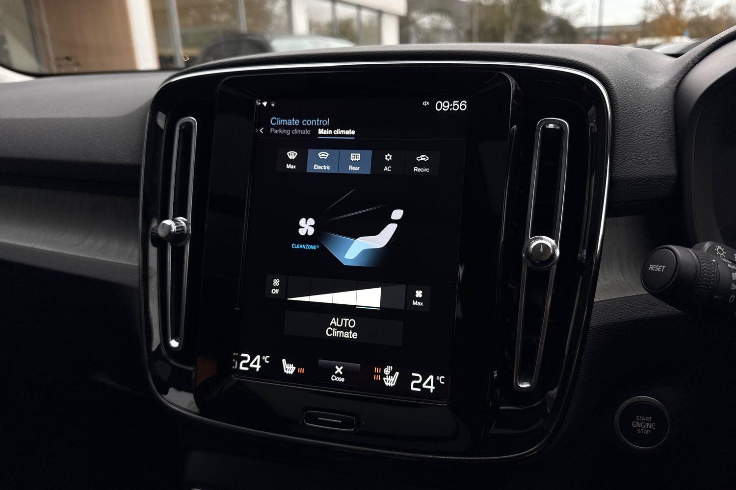 Used Volvo XC40 2020 for sale - 76645301: Photo 38