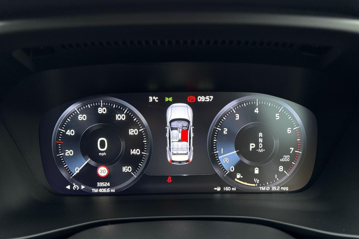 Used Volvo XC40 2020 for sale - 76645301: Photo 45