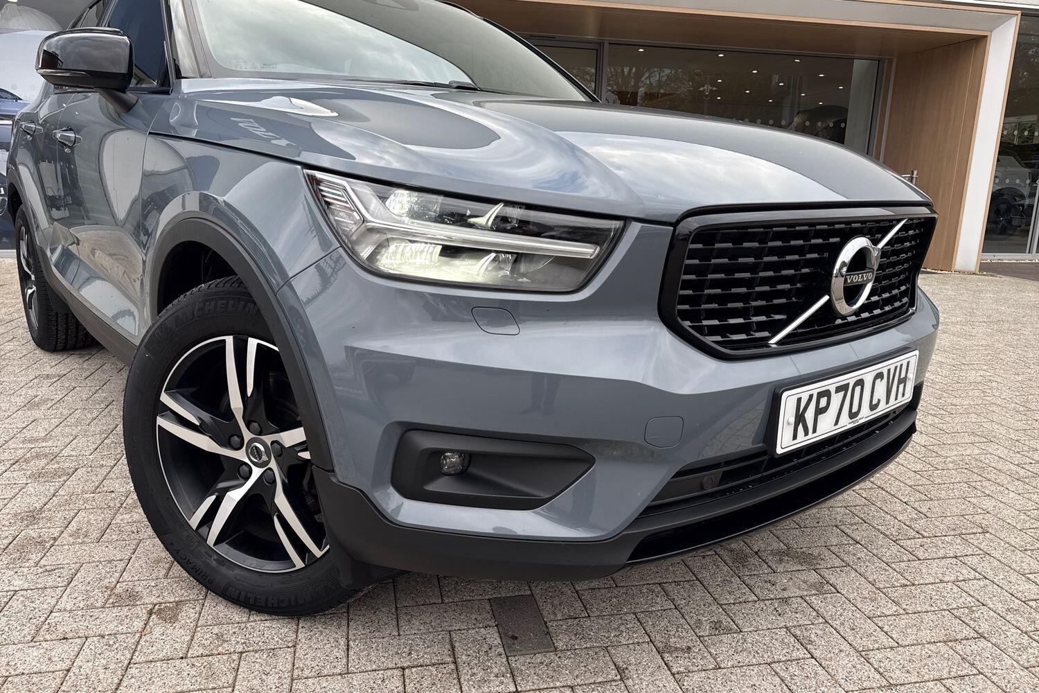 Used Volvo XC40 2020 for sale - 76645878: Photo 2