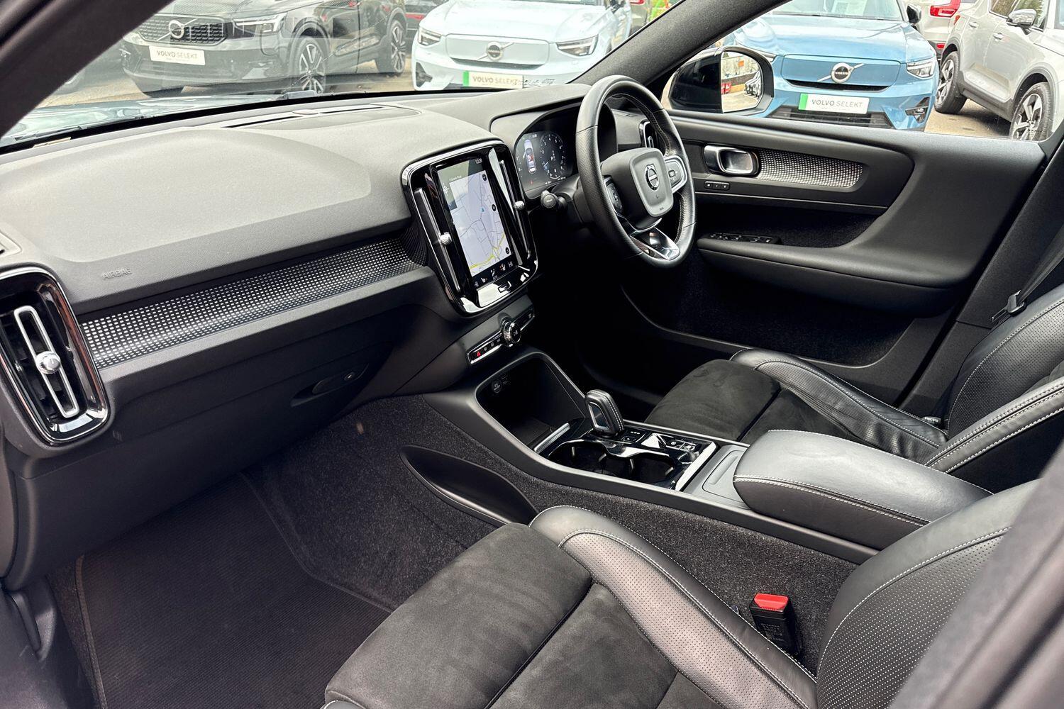 Used Volvo XC40 2020 for sale - 76645878: Photo 24