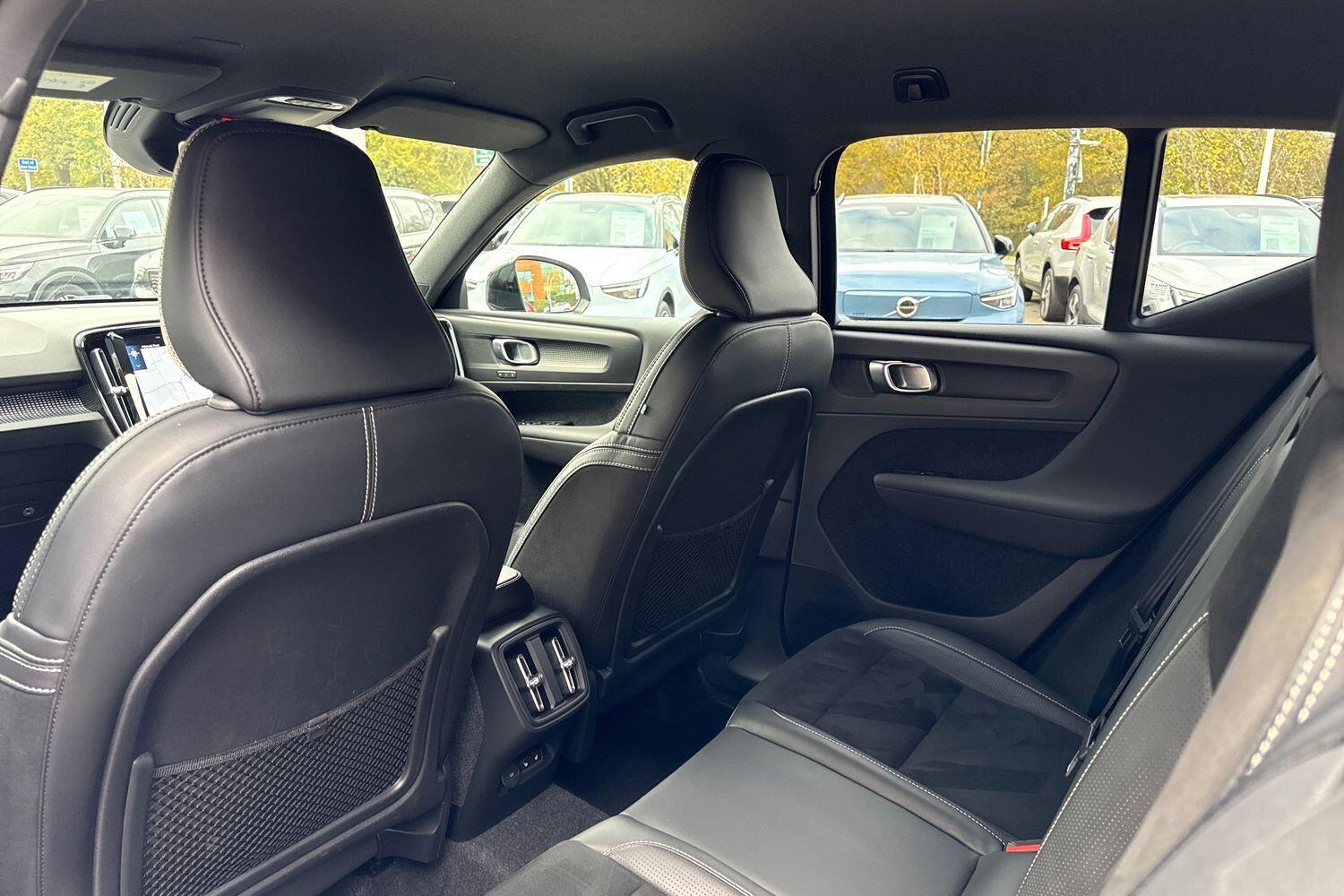 Used Volvo XC40 2020 for sale - 76645878: Photo 28