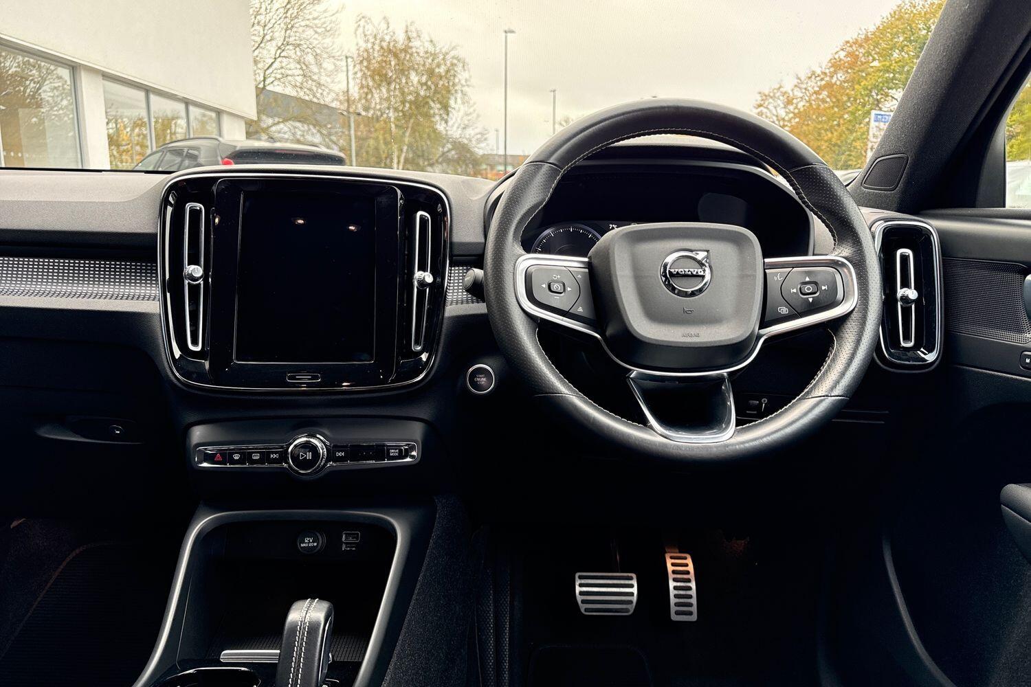 Used Volvo XC40 2020 for sale - 76645878: Photo 32