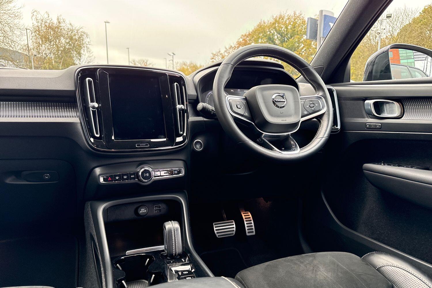 Used Volvo XC40 2020 for sale - 76645878: Photo 33