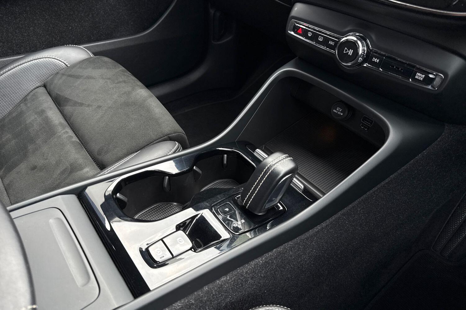 Used Volvo XC40 2020 for sale - 76645878: Photo 40