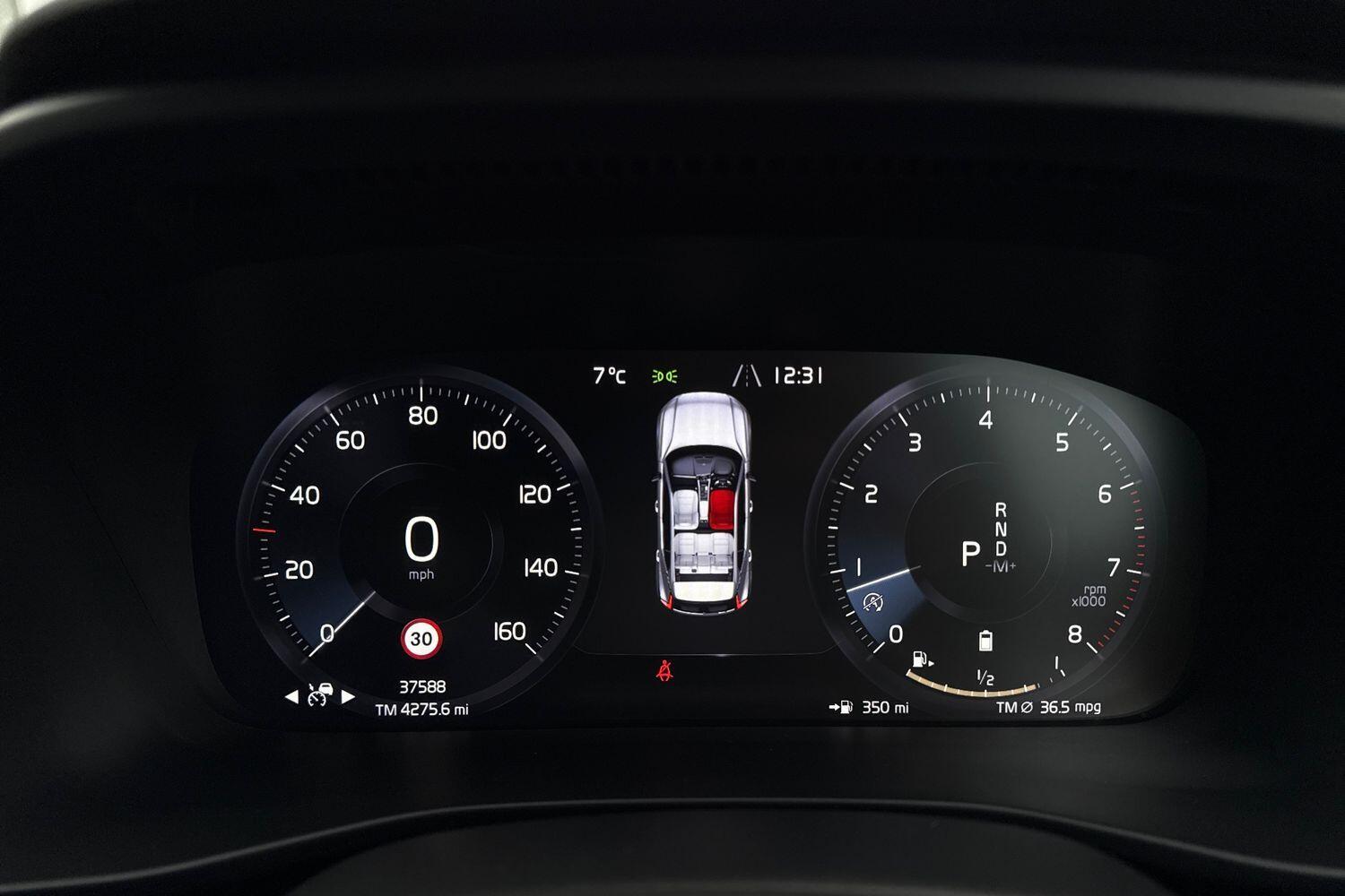 Used Volvo XC40 2020 for sale - 76645878: Photo 41