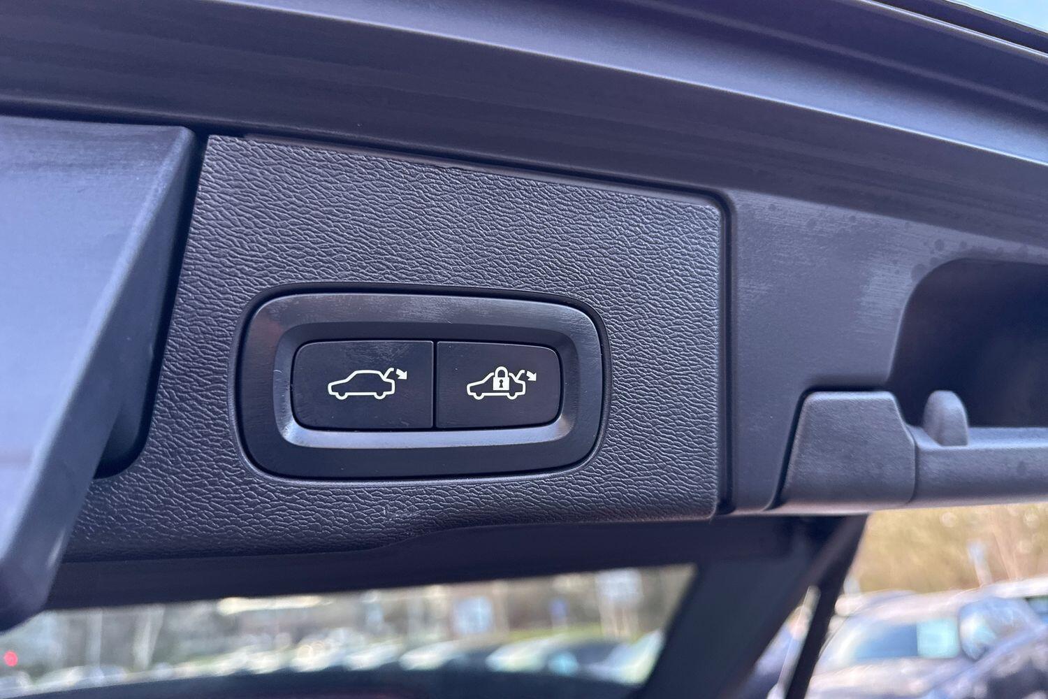 Used Volvo XC60 2023 for sale - 77479309: Photo 21