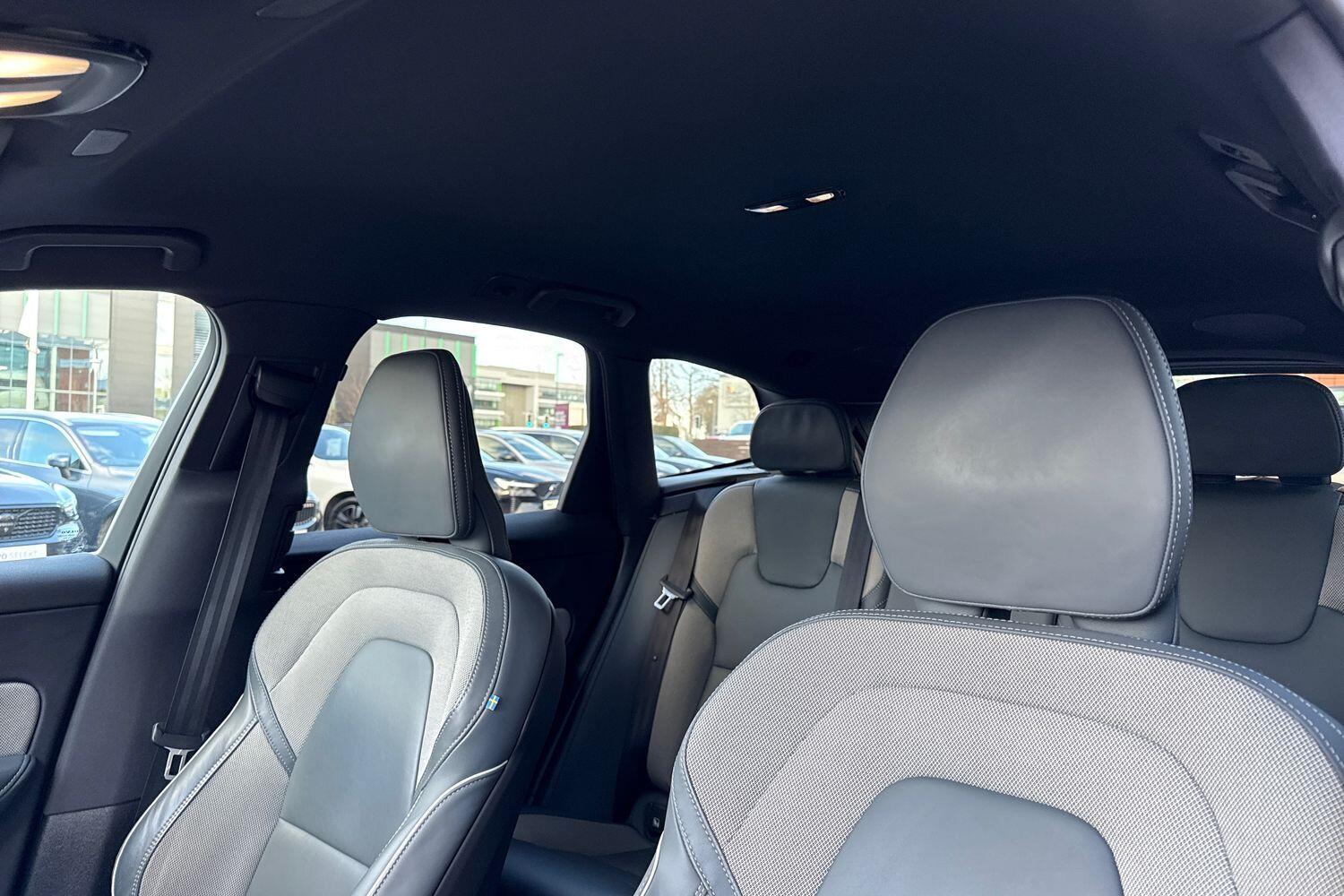 Used Volvo XC60 2023 for sale - 77479309: Photo 29