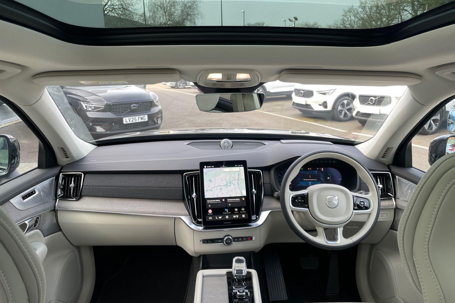 Used Volvo XC90 2025 for sale - 76521717: Photo 3