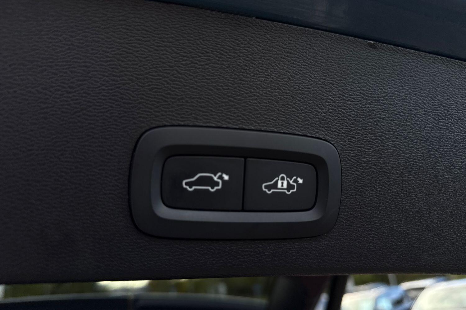Used Volvo XC40 2022 for sale - 76370348: Photo 21