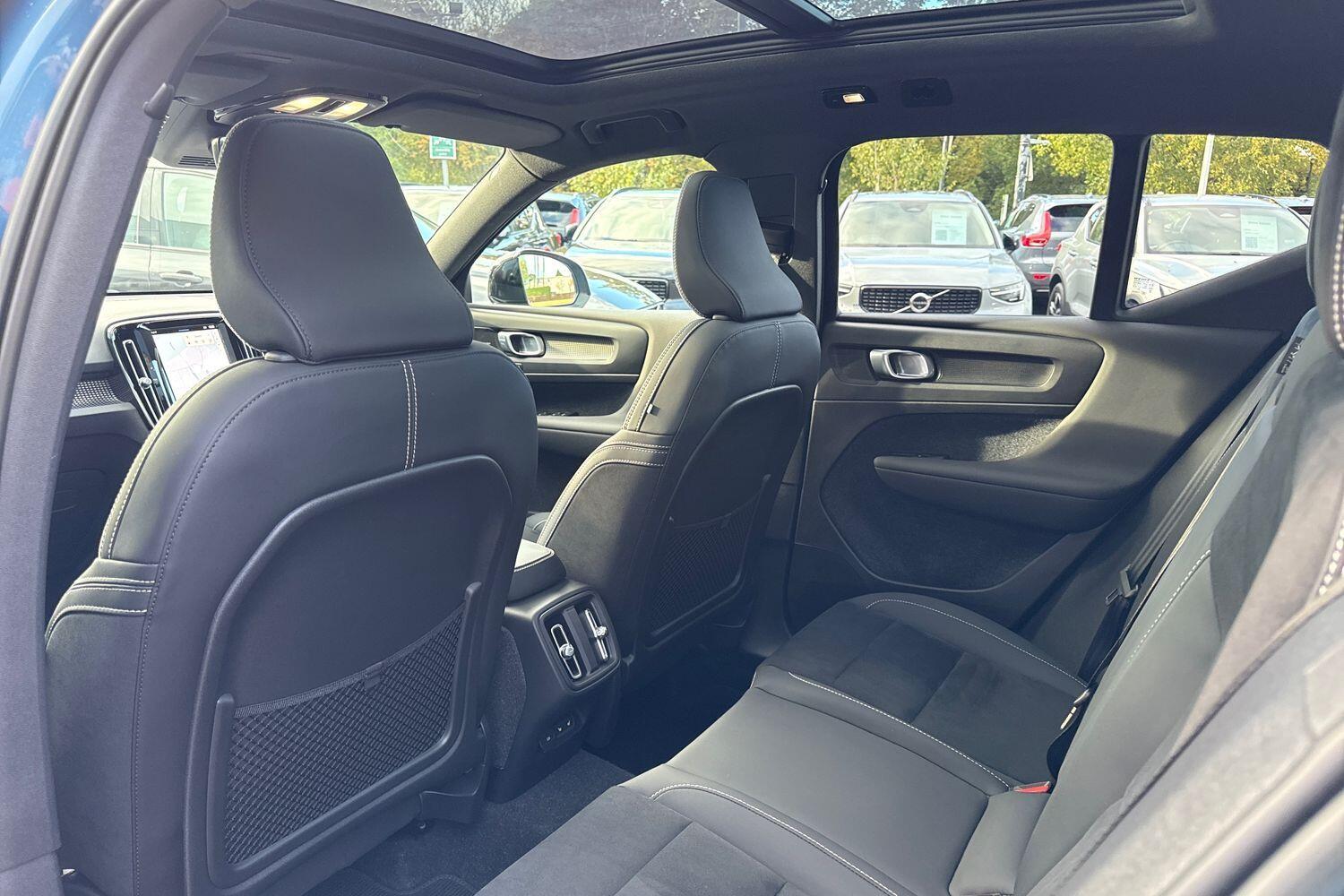 Used Volvo XC40 2022 for sale - 76370348: Photo 31